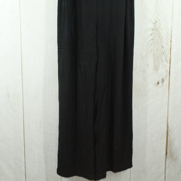 Torrid 100% Rayon Adjustable Back Jumpsuit Size 4 - Picture 2 of 9